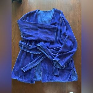 Amazing vintage velvet duster